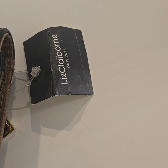 Liz claiborne new york Black and Tan Patchwork Wallet - Picture 3 of 6